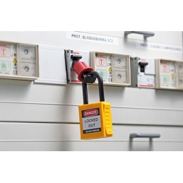 BLOQUEO PARA INTERRUPTOR TERMOMAGNETICO IFAM A1 | DISYUNTOR LOTO NO CONDUCTOR